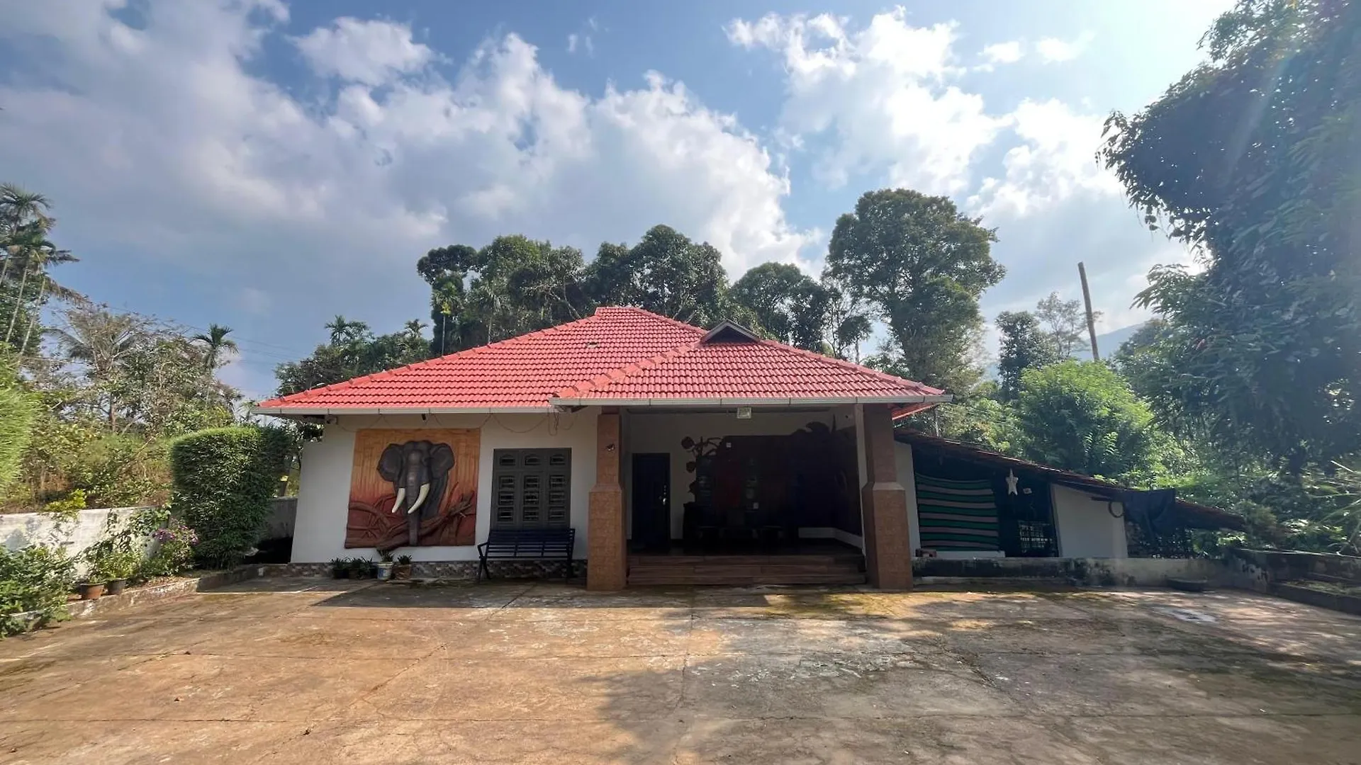 Appoys Villa Wayanad
